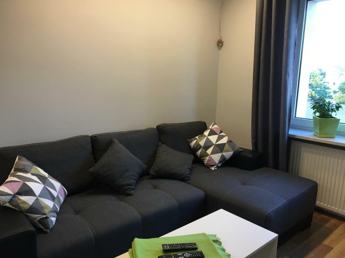 Family & Business Elegant Apartments Rynek Centrum Downtown - 2 Bedroom, Balcony, Parking Kielce Esterno foto
