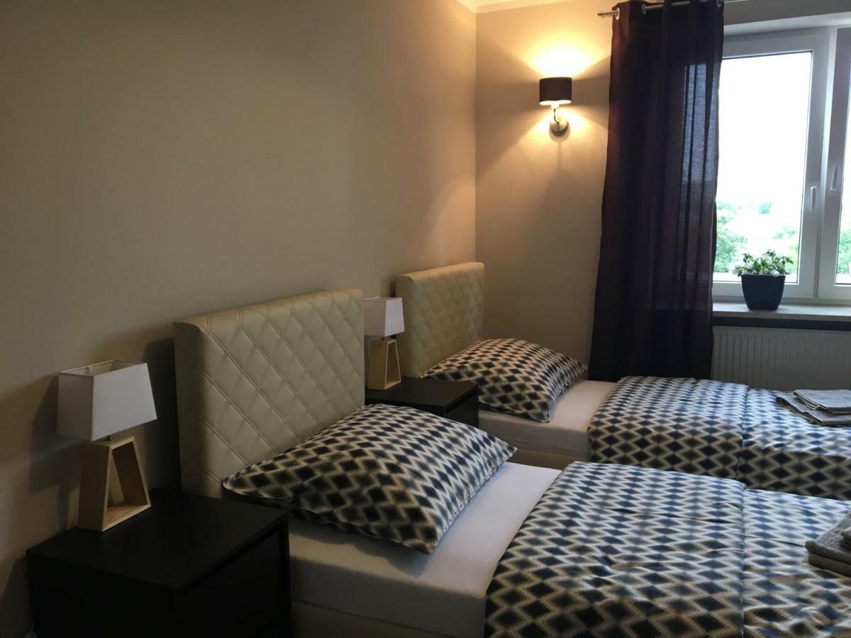 Family & Business Elegant Apartments Rynek Centrum Downtown - 2 Bedroom, Balcony, Parking Kielce Esterno foto