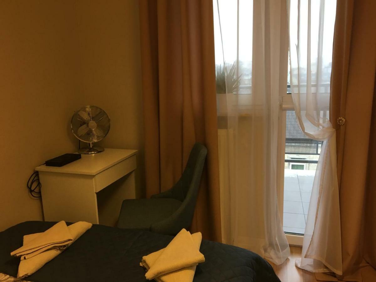Family & Business Elegant Apartments Rynek Centrum Downtown - 2 Bedroom, Balcony, Parking Kielce Esterno foto